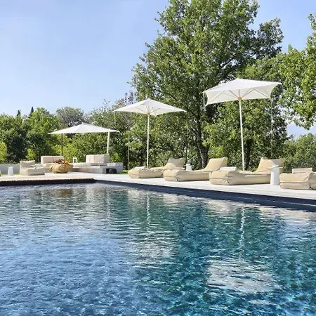 Sleeps 11 Pool Wifi Willa